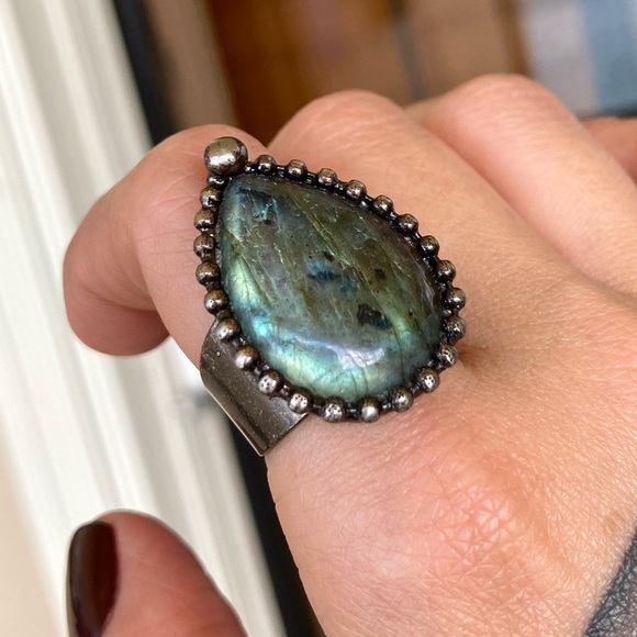 Natural Blue green iridescent flash labradorite gemstone adjustable ring - Picture 12 of 15